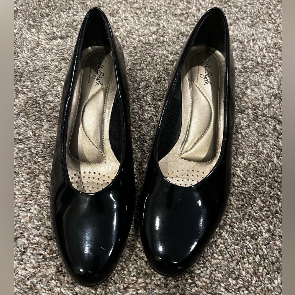 Soft Style Black Patent Heels